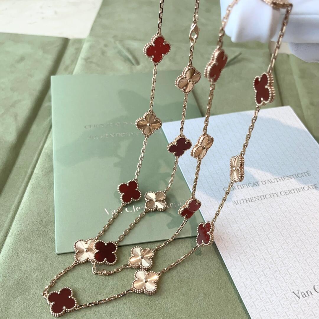 [baslovejewels]CLOVER 20 MOTIFS LASER CARNELIAN NECKLACE