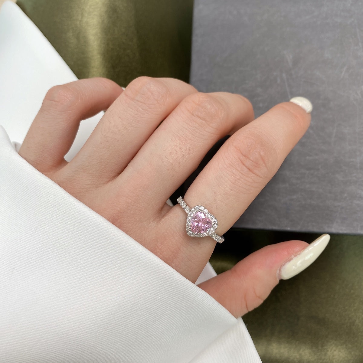 [baslovejewels]Eternity Splashy Romantic Heart Shape Lover Ring