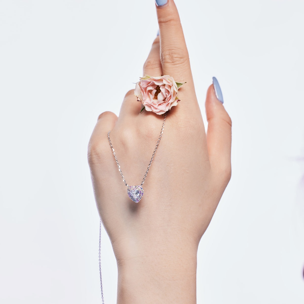 [baslovejewels]Exquisite Heart Shape Necklace