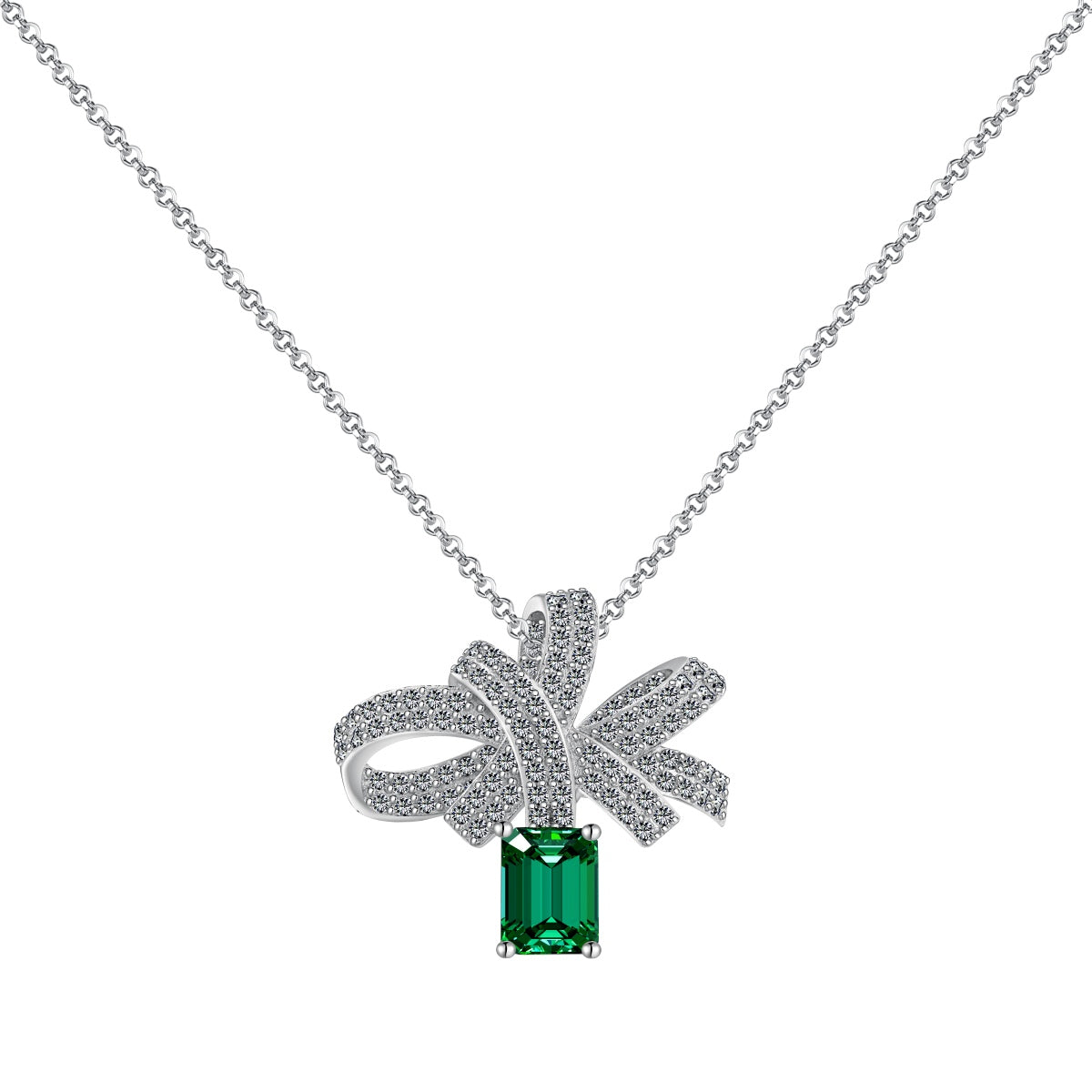 [baslovejewels]Luxurious Flower Shape Emerald Cut Necklace
