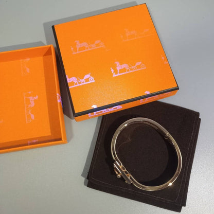 [baslovejewels]H YELLOW BRACELET