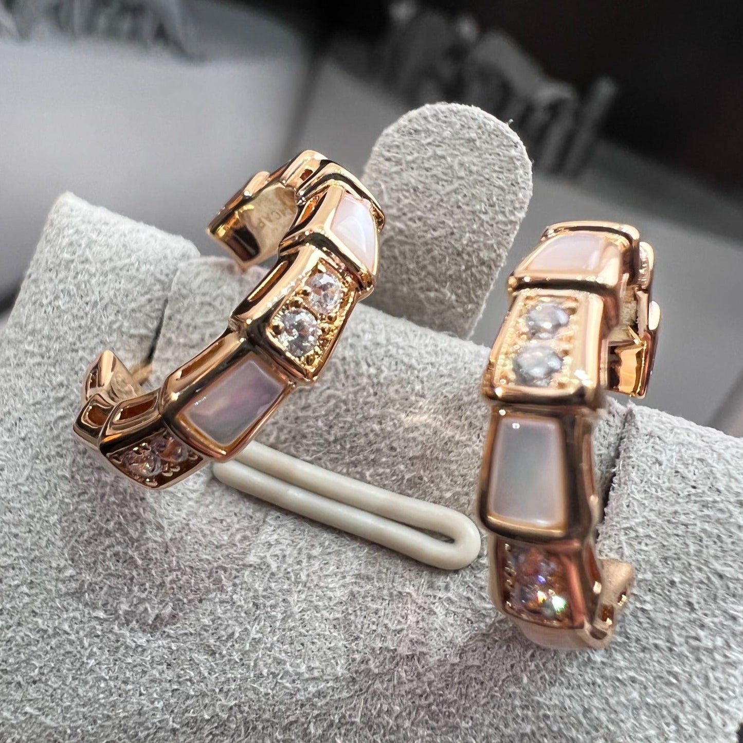 [baslovejewels]SERPENTI MOP PINK GOLD EARRINGS