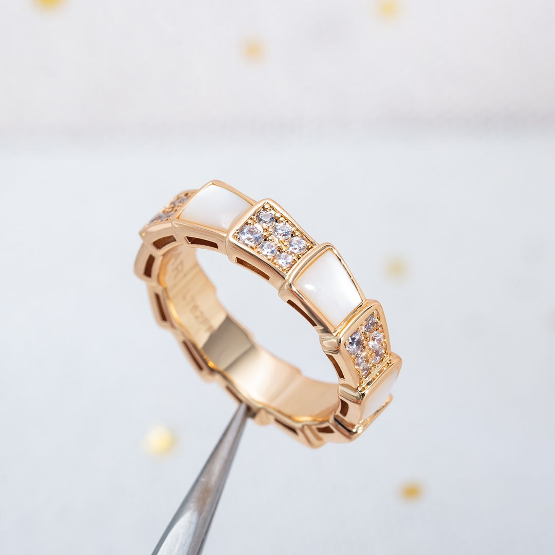 [baslovejewels]SERPENTI RING PINK GOLD MOP DIAMOND PAVED 4MM