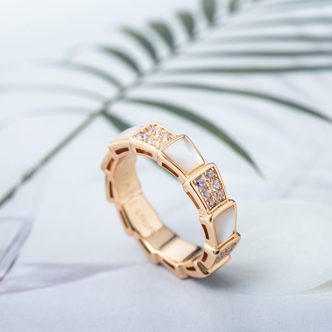 [baslovejewels]SERPENTI RING PINK GOLD MOP DIAMOND PAVED 4MM