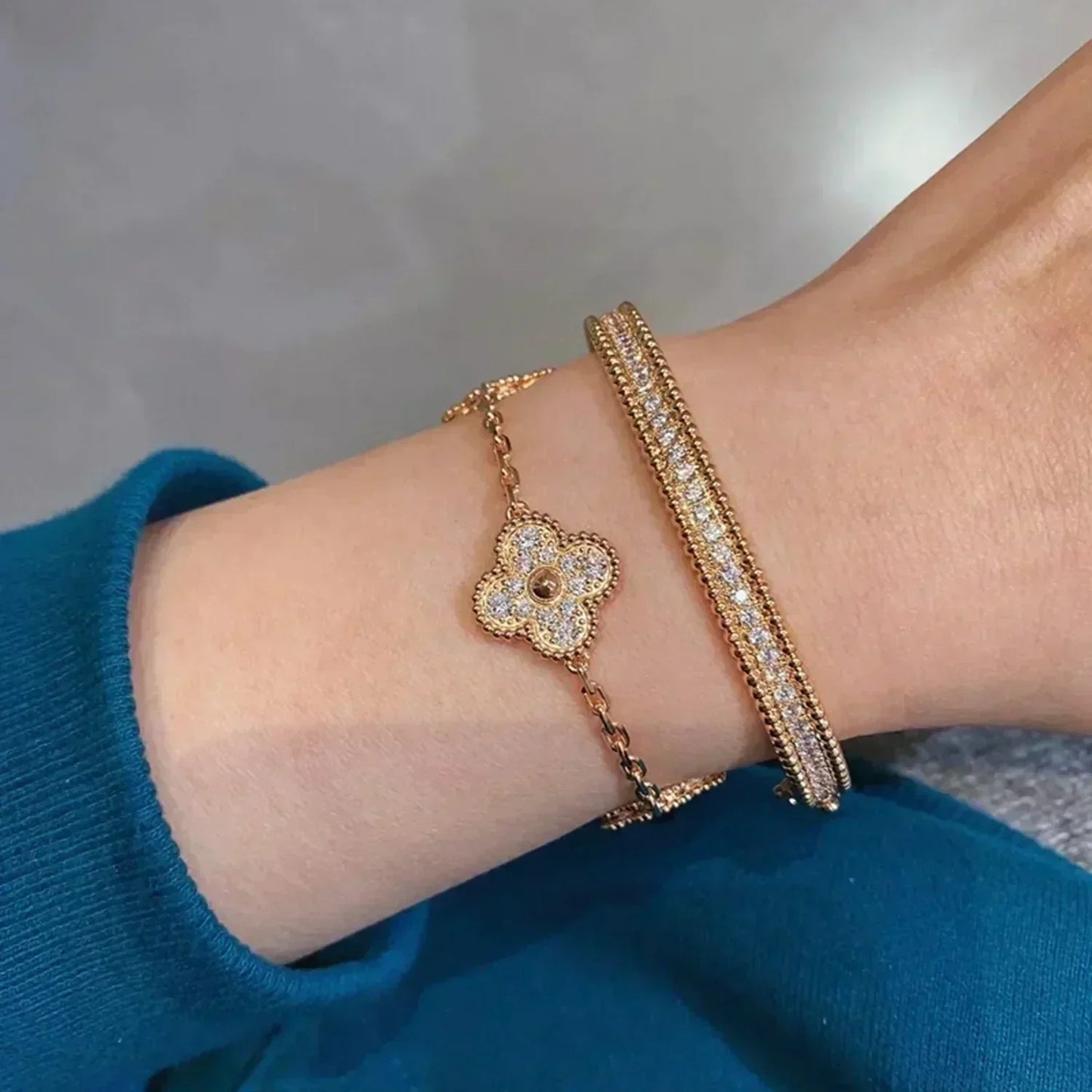 [baslovejewels]CLOVER 5 MOTIFS  FULL DIAMOND BRACELET
