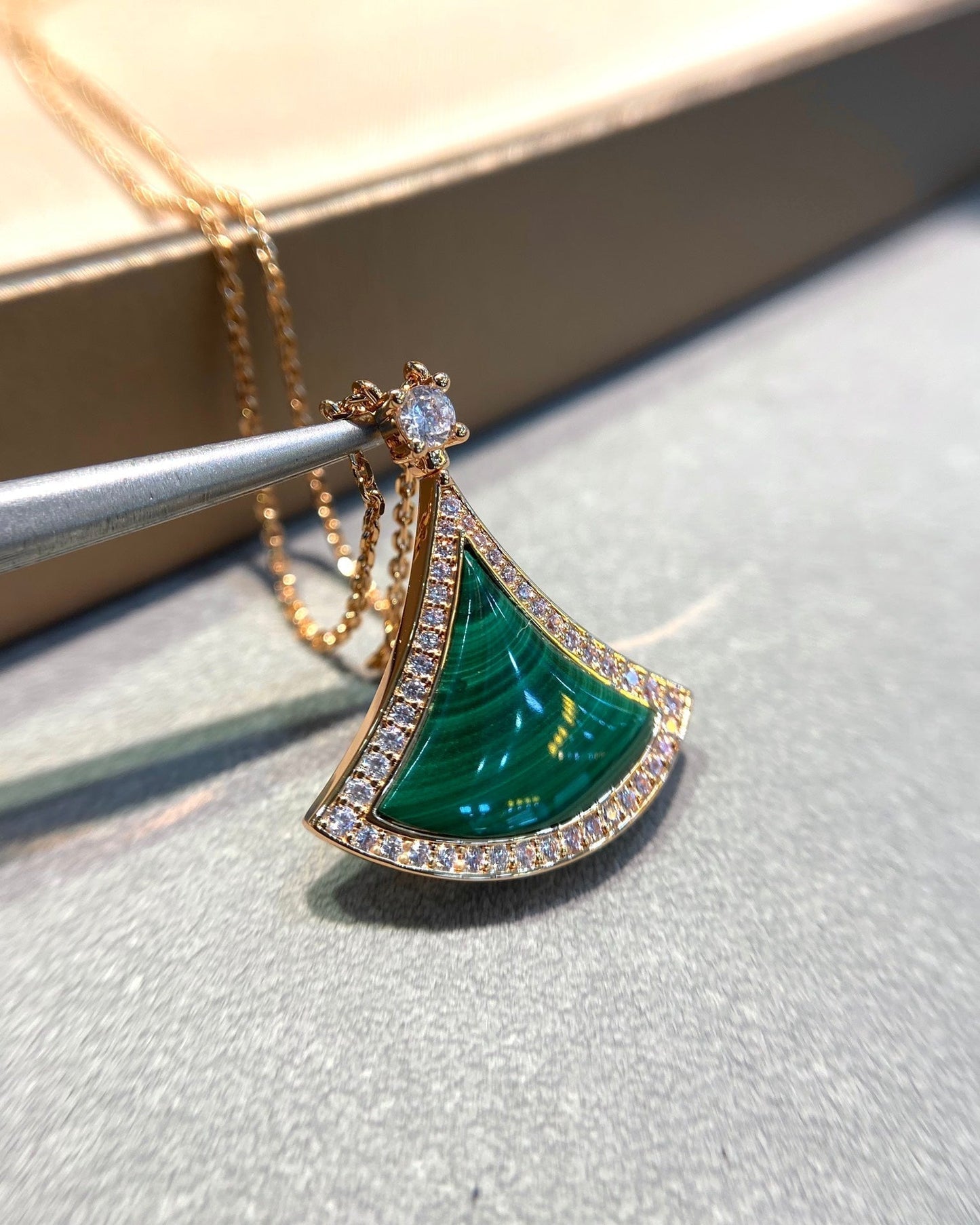 [baslovejewels]DREAM MALACHITE DIAMOND PAVED PINK GOLD NECKLACE