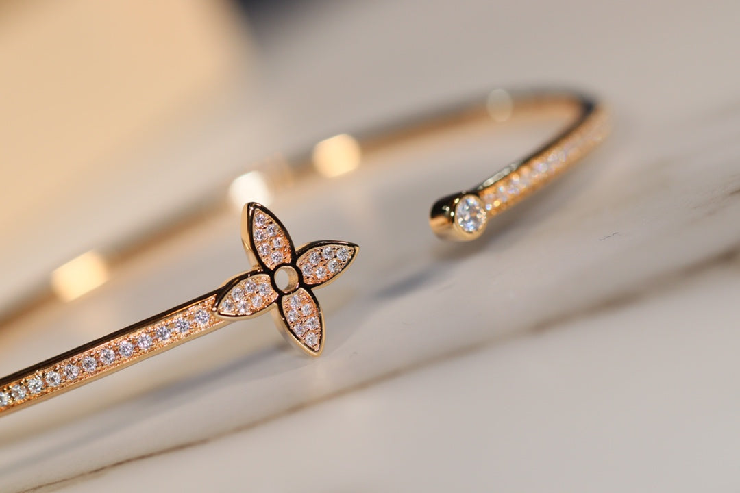 [baslovejewels]IDYLLE GOLD OPEN BRACELET DIAMOND PAVED