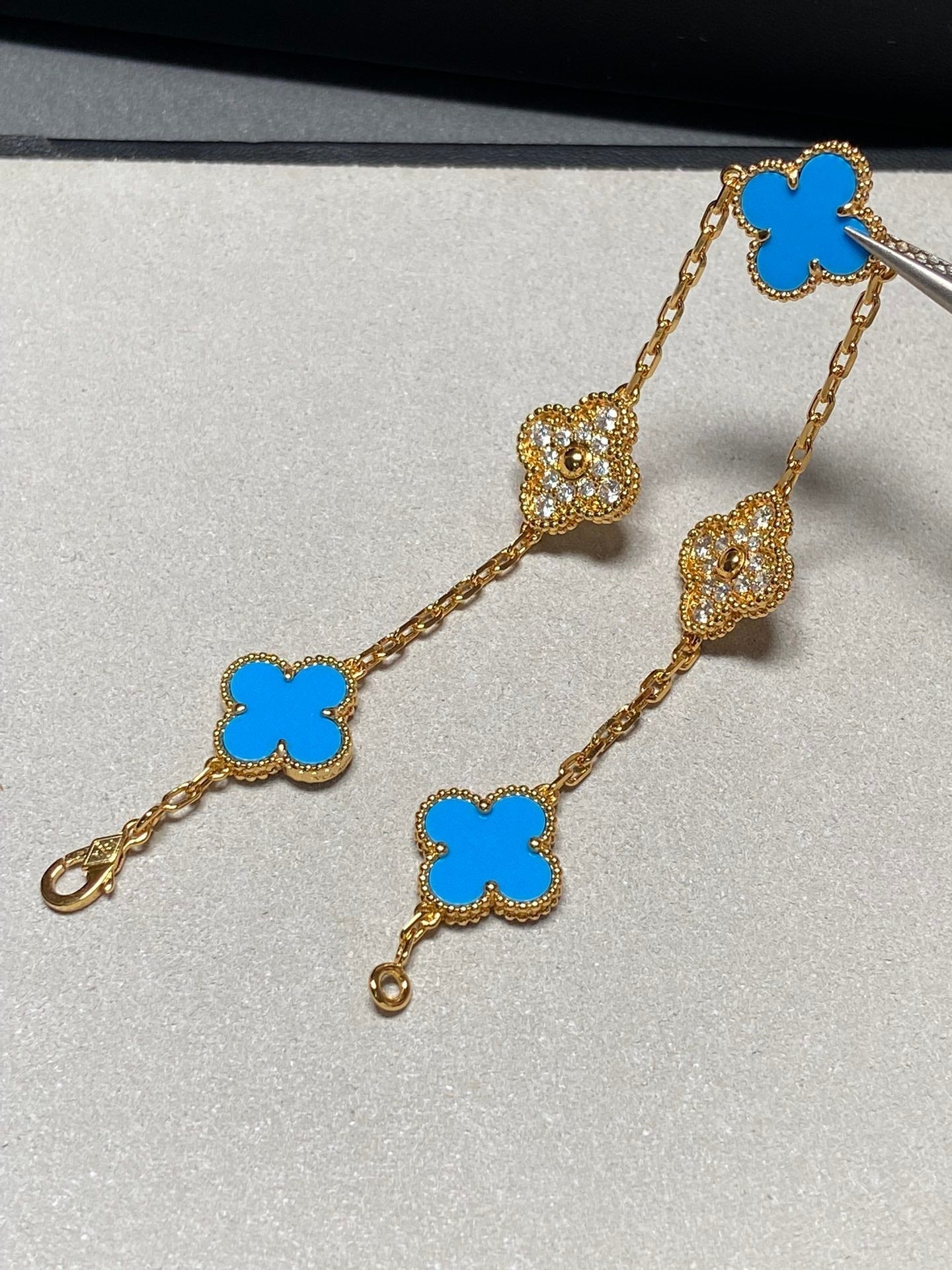 [baslovejewels]CLOVER 5 MOTIF BLUE CHALCEDONY DIAMOND GOLD BRACELET