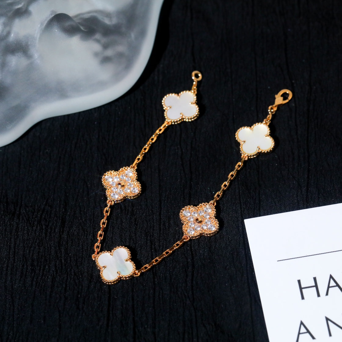 [baslovejewels]CLOVER BRACELET 5 MOTIF WHITE MOP DIAMOND