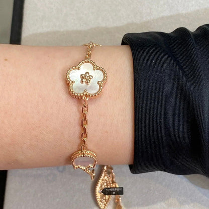 [basloveJW]LUCKY SPRING 5 MOTIF BRACELET