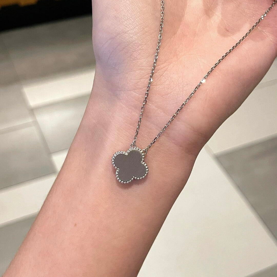 [basloveJW]CLOVER 15MM DIAMOND LASER NECKLACE- CHRISTMAS 2024 SPECIAL EDITION