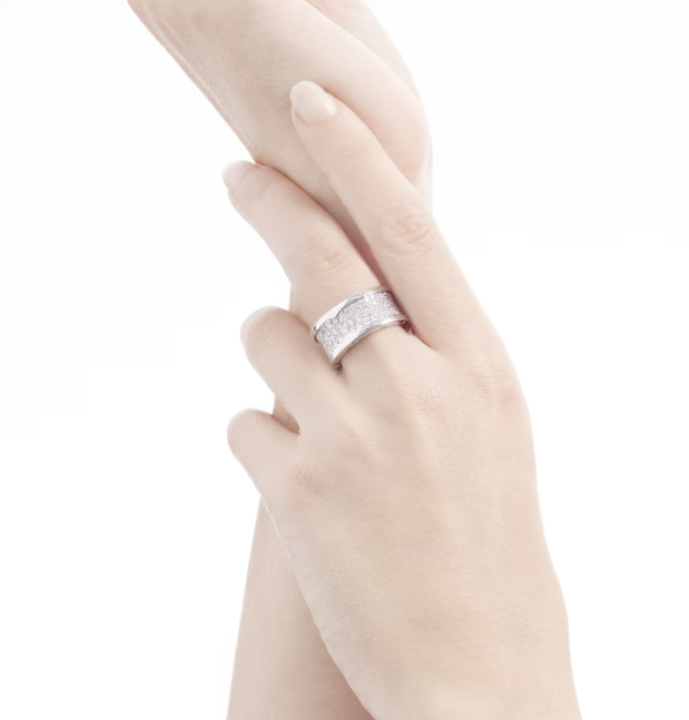 [baslovejewels]ZERO 1 WITH PAVED DIAMONDS ON THE SPIRAL RING