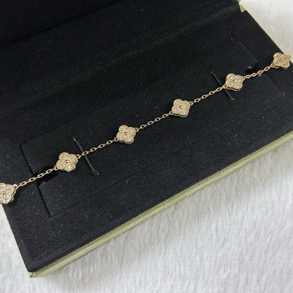 [baslovejewels]CLOVER 6 MOTIF DIAMOND BRACELET