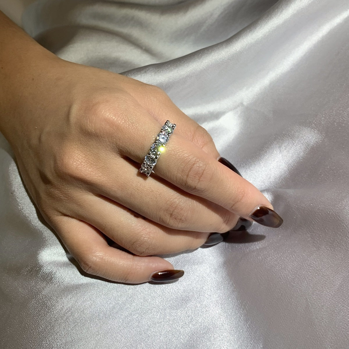 [baslovejewels]Gorgeous Round Cut Tennis Ring