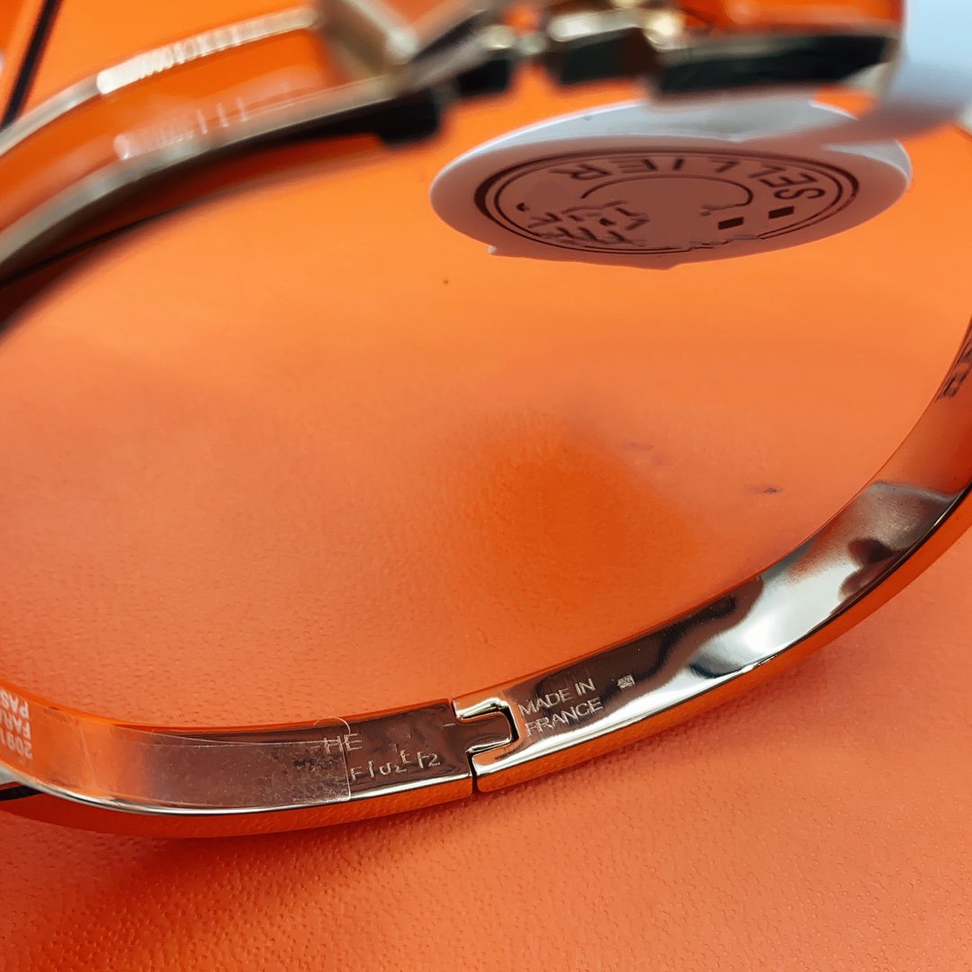 [baslovejewels]CLASSIC HM CLIC RED 8MM ENAMEL BRACELET