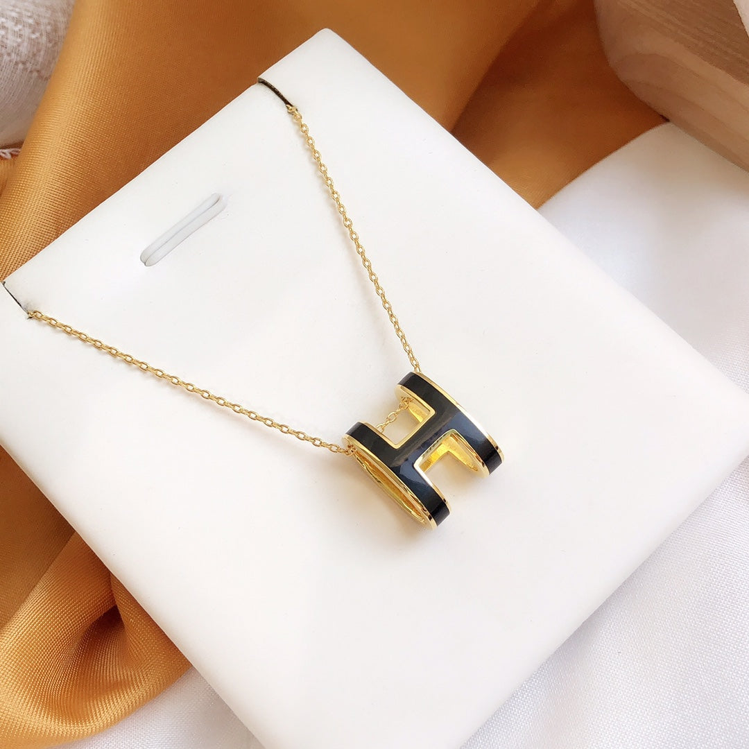 [baslovejewels]HM CLIC BLACK ENAMEL GOLD NECKLACE