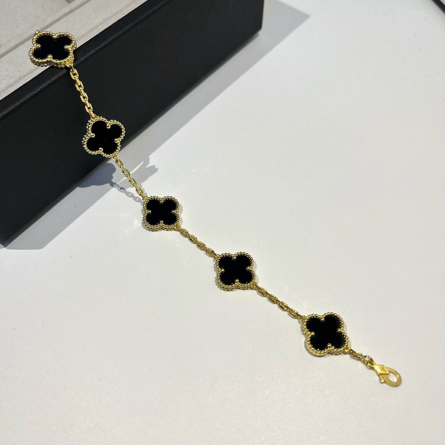 [baslovejewels]CLOVER  5 MOTIFS BLACK ONYX BRACELET