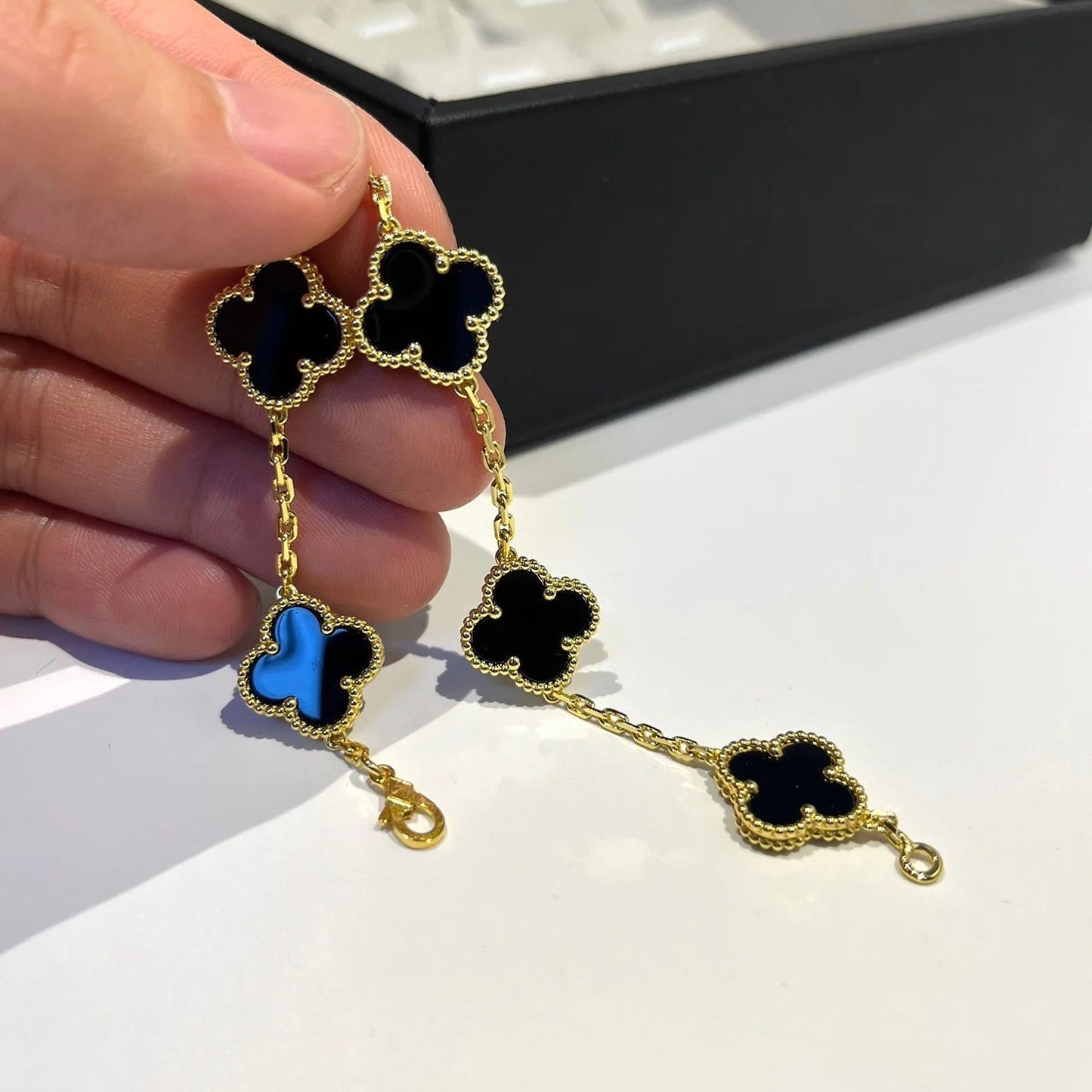 [baslovejewels]CLOVER  5 MOTIFS BLACK ONYX BRACELET