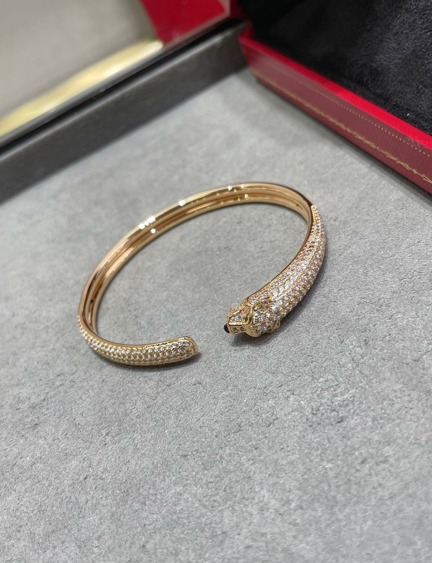 [baslovejewels]PANTHERE FULL DIAMOND OPEN BRACELET