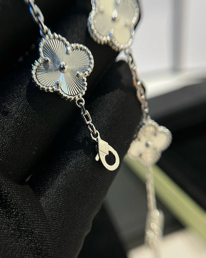 [baslovejewels]CLOVER SILVER 5 MOTIFS BRACELET